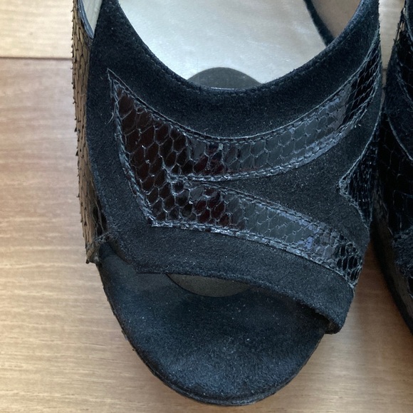 Terry de Havilland Platform Heels - Picture 9 of 12